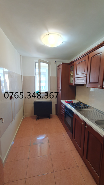 Drumul Taberei, Auchan,